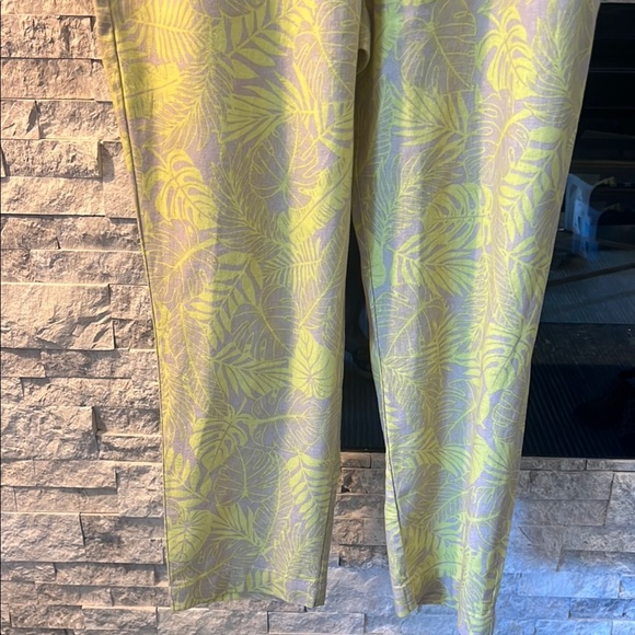 Calvin Klein Relaxed fit drawstring waist pants leaves pattern size Medium - Picture 8 of 13